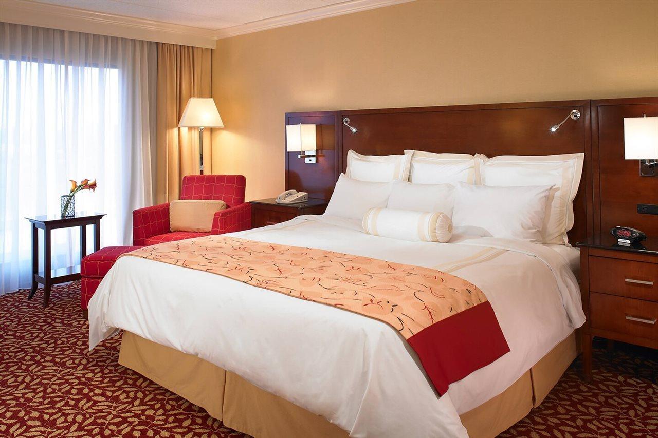 เดลต้า โฮเต็ล บาย แมริออท อินเดียนาโพลิส อีสต์ Hotel ภายนอก รูปภาพ