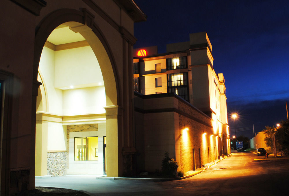เดลต้า โฮเต็ล บาย แมริออท อินเดียนาโพลิส อีสต์ Hotel ภายนอก รูปภาพ